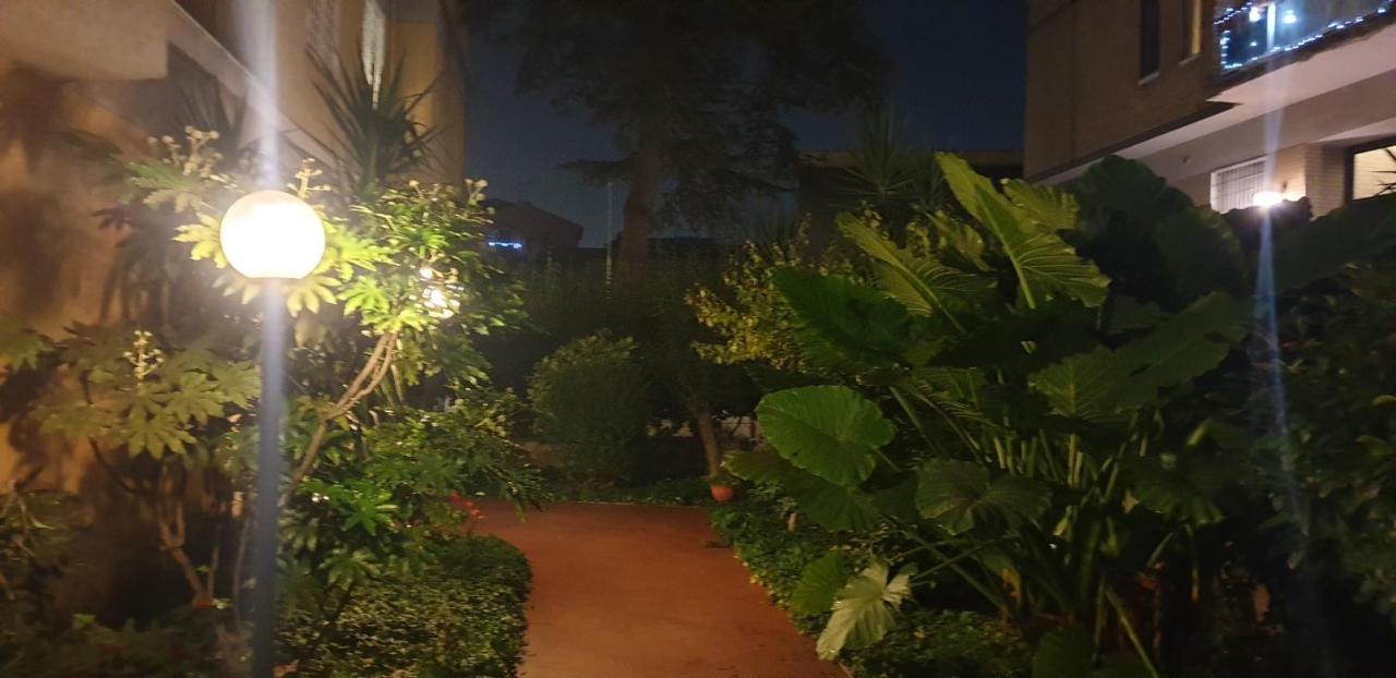 ローマ In Terrazza Da Giusy Bed & Breakfast エクステリア 写真